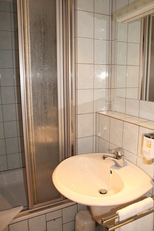Hotel Anhalt Koethen (Anhalt) Quarto foto